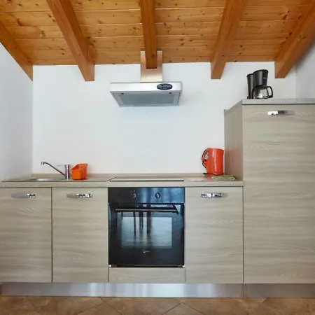 Ulivi On The 公寓 *