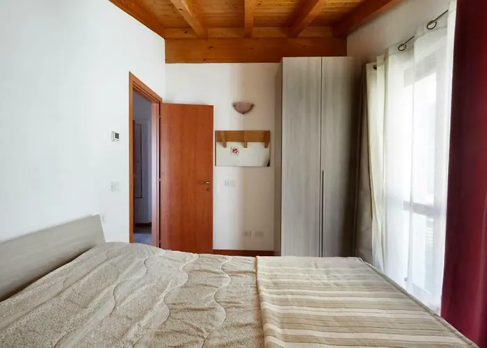 Διαμέρισμα Ulivi On The Dongo