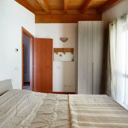 Apartment Ulivi On The Dongo