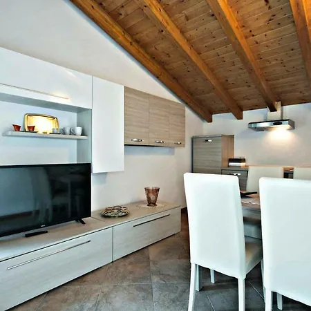 Apartman Ulivi On The *